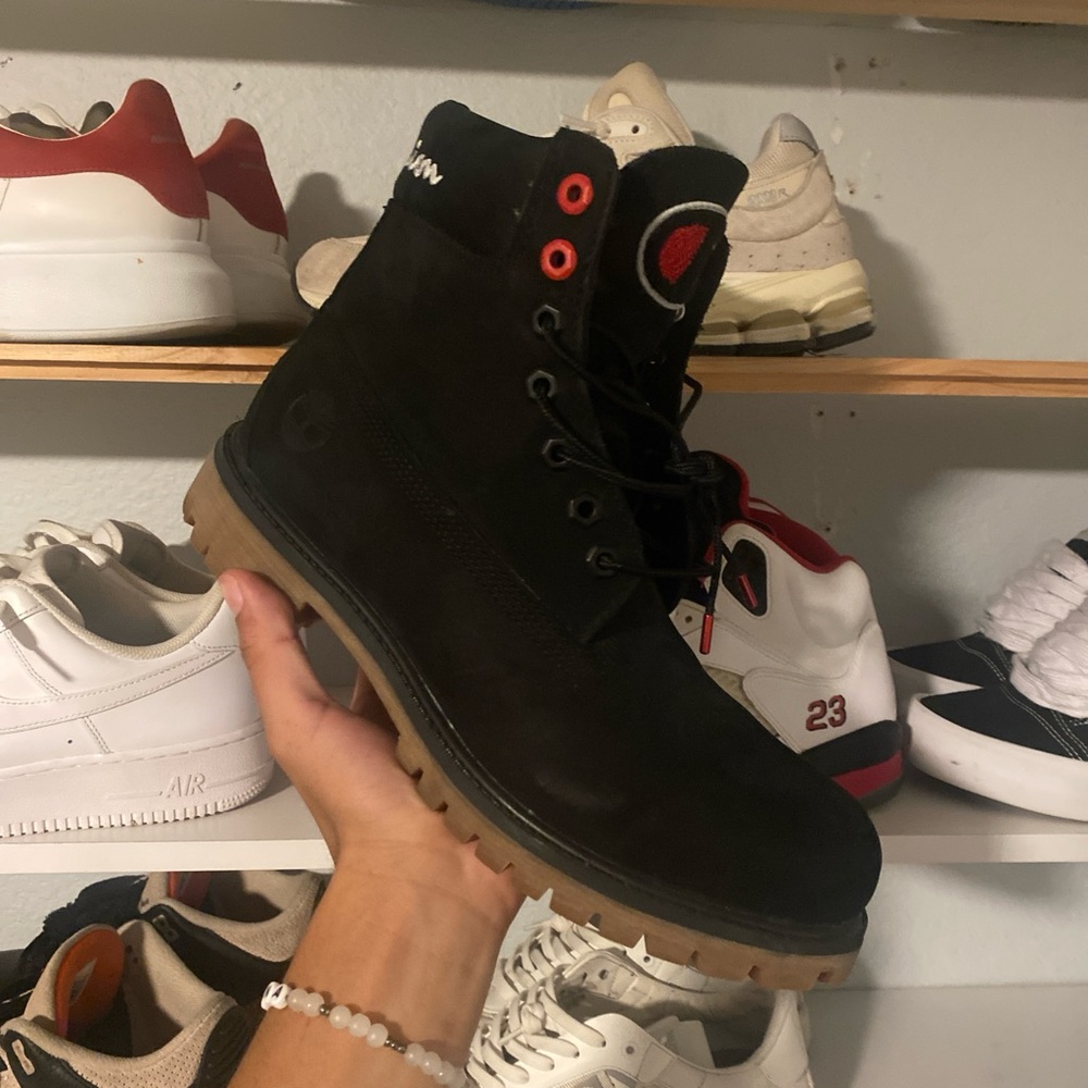 Timberland Black and Brown Boots with Durable Design